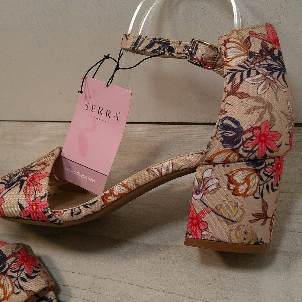 NWT Serra Coral, Pink and Navy Floral Strappy Chunky Block Heel Sandals Size 9 - Picture 9 of 12
